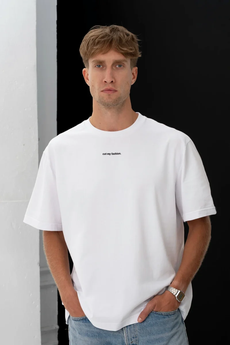 Oversized vyriški marškinėliai CMF541